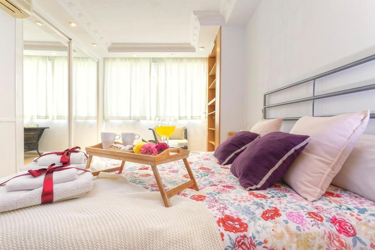 -Malagasunapts- West Beach Malaga Seafood & Relax Extérieur photo