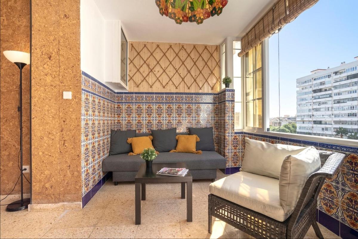 -Malagasunapts- West Beach Malaga Seafood & Relax Extérieur photo
