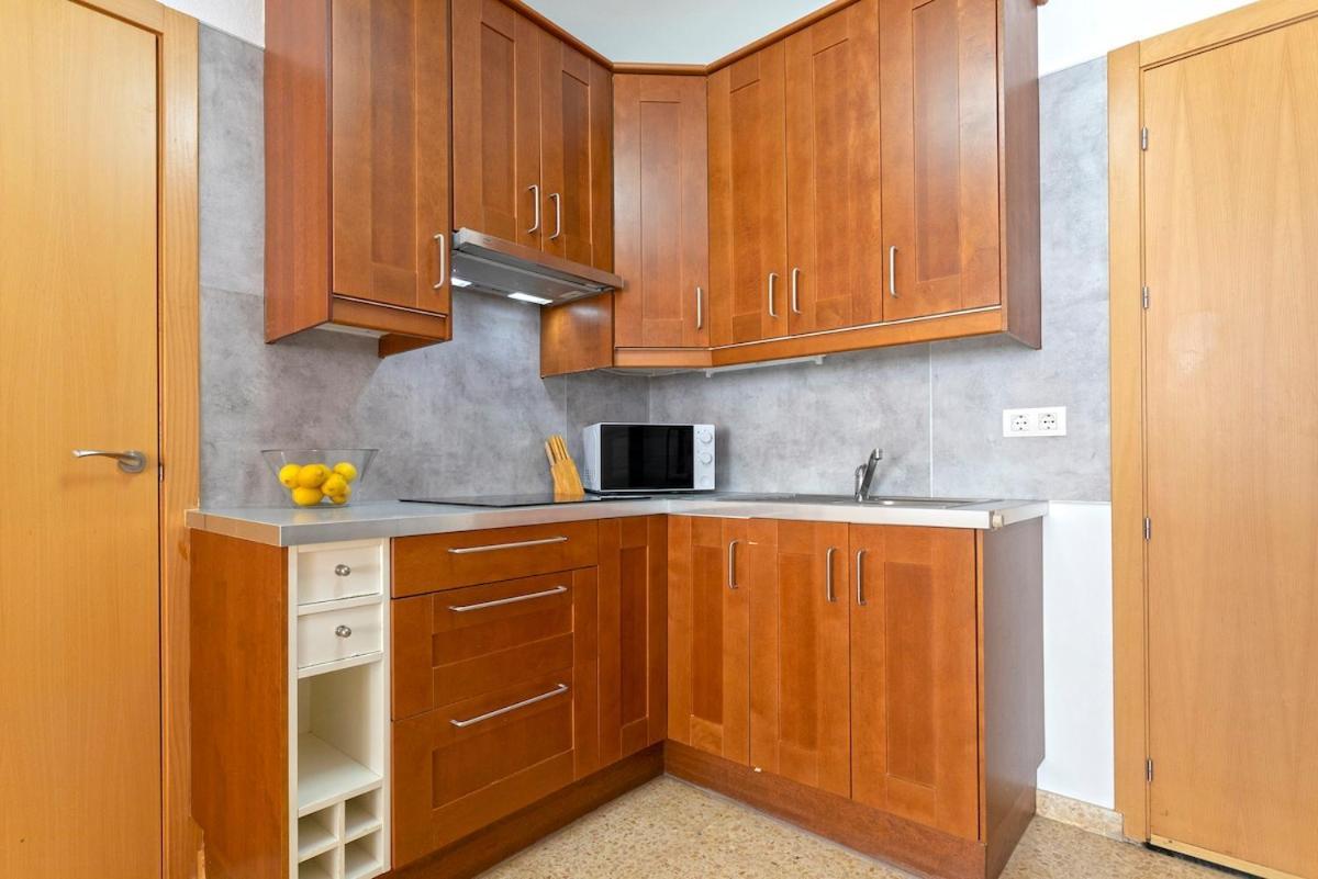 -Malagasunapts- West Beach Malaga Seafood & Relax Extérieur photo