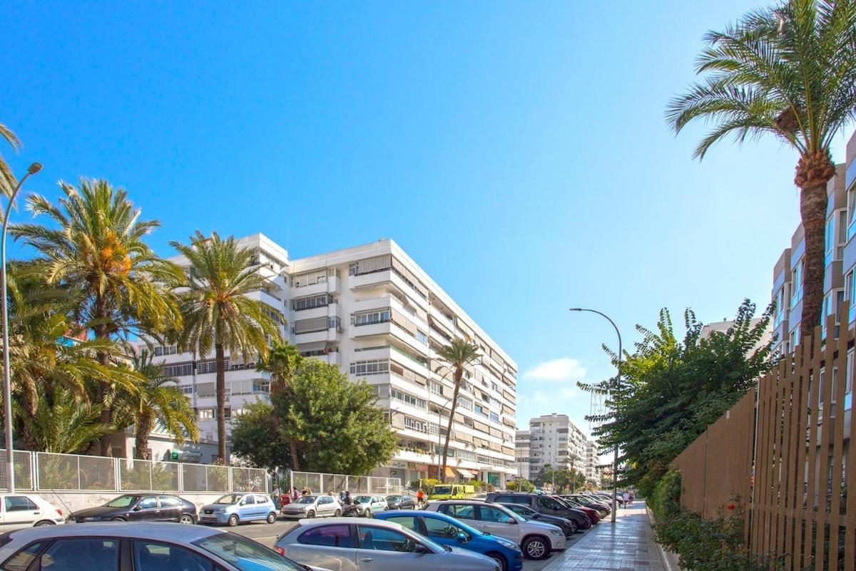 -Malagasunapts- West Beach Malaga Seafood & Relax Extérieur photo
