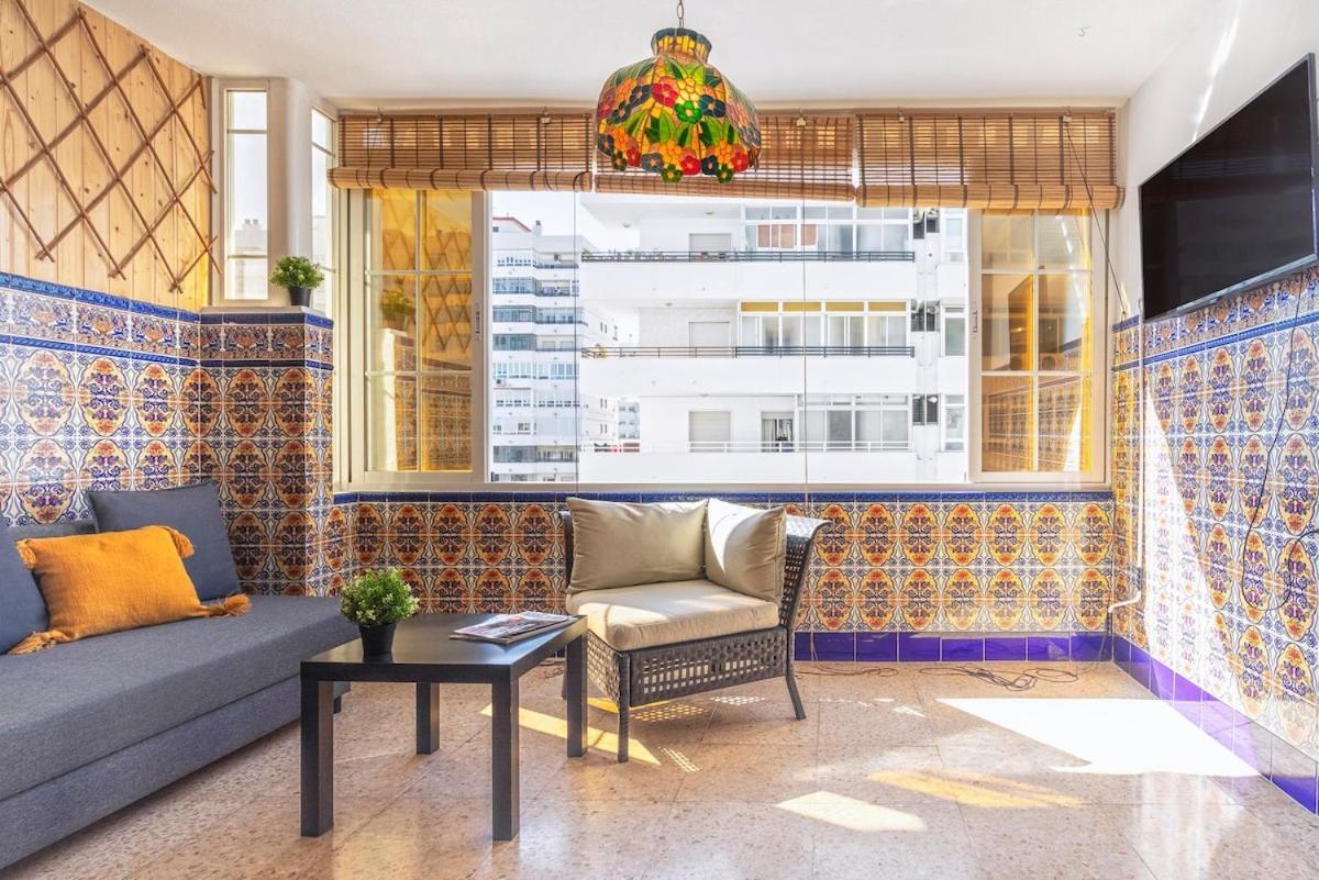 -Malagasunapts- West Beach Malaga Seafood & Relax Extérieur photo